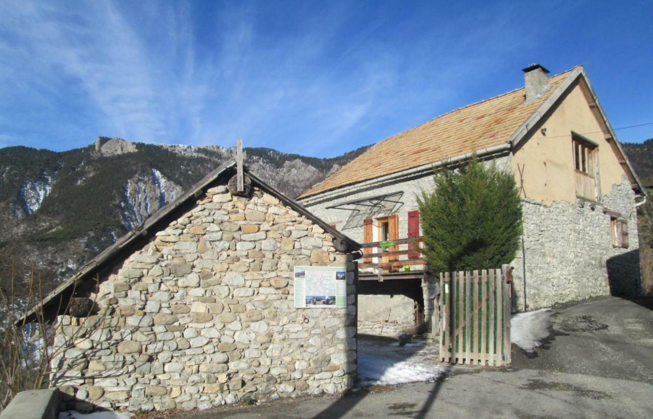 Bed and Breakfast Au Bout De La Route Prads-Haute-Bléone Exterior foto